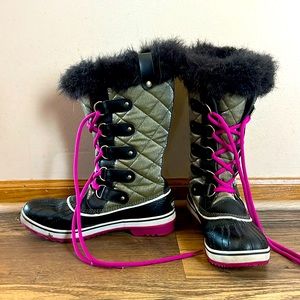 Sorel Tofino Boots